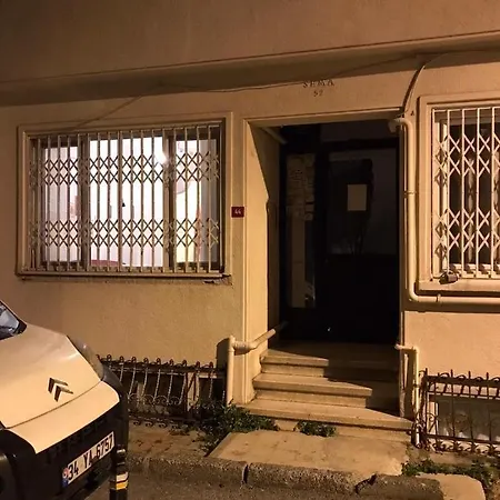 1+1 In Beyoglu 1 *
